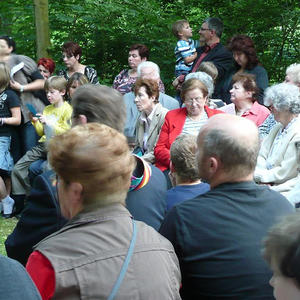 Maiandacht Frauen und Erstkommunikanten