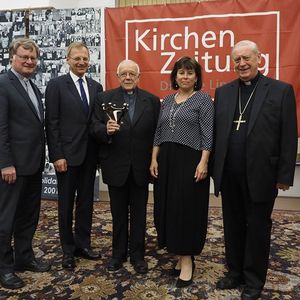 Bischof Scheuer, Landeshauptmann Stelzer, Bischof Aichern, Landesrätin Gerstorfer und Bischof Schwarz