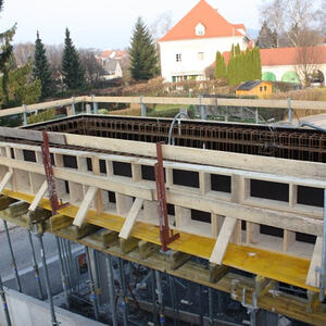 Neugestalteter Kirchenplatz 