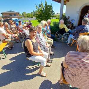 Wallfahrt der Caritas / Rollstuhlgruppe Andorf