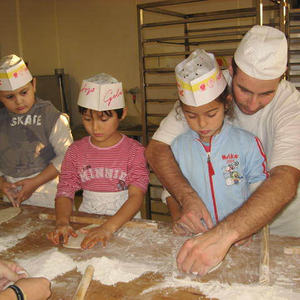 Kindergarten besucht Bäckerei
