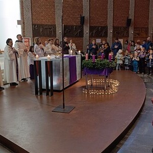 Familiengottesdienst und Miniaufnahme