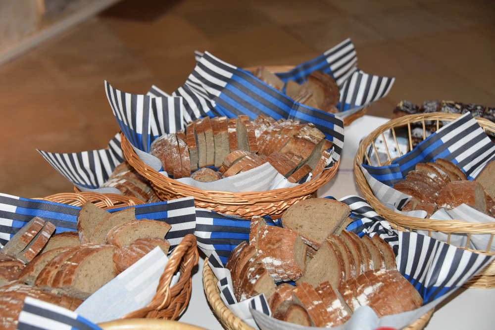 Dekanatsvesper zur Schöpfung / Albert Kern Agape mit Wein und Brot