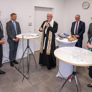 Segnung durch Prälat Johann Holzinger