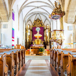 Altar mit Fastentuch Pfarre Feldkirchern