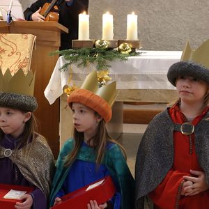 Hl. Messe mit den Sternsingern in St. Quirinus