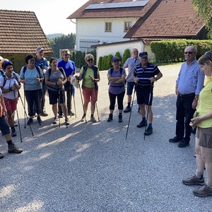 Die Münzkirchner erwarten uns an der Pfarrgrenze
