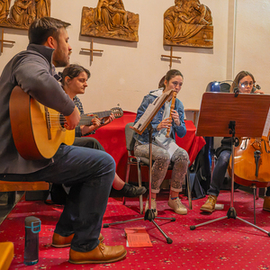 Oelbergwache mit Taize Lieder Pfarre Kirchdorf an der Krems