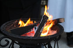 Osterfeuer - Jesus lebt!