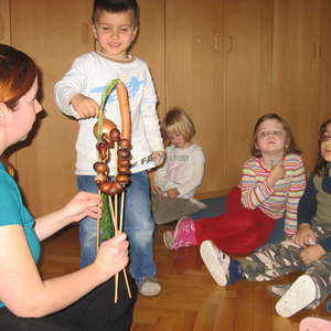 Gemüsetheater im Kindergarten