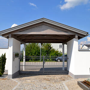 Friedhof und Aufbahrungshalle