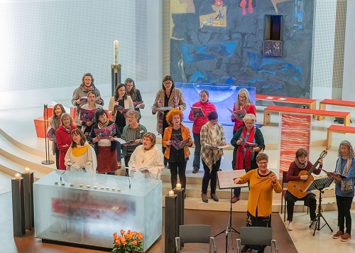 FrauenliturgieFeier in der Pfarre Linz St. Konrad anlaesslich 25 Jahre Frauenkommission der Dioezese LinzFoto Jack Haijes