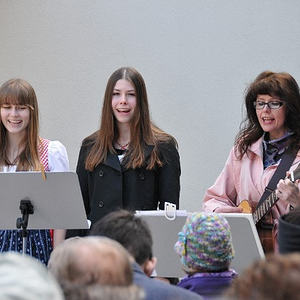 Traunauen-Reinigung mit ökomenischen Gottesdienst