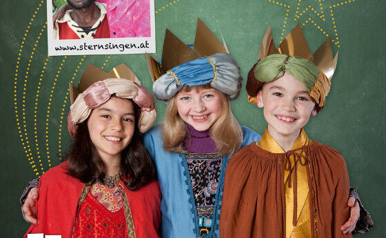 Die Sternsinger kommen / Pfarre Laakirchen Die Sternsinger kommen