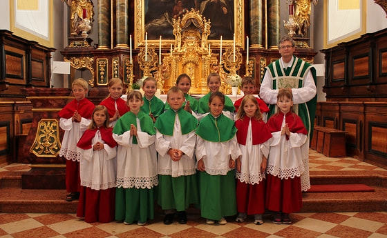 Neue Ministrantinnen und Ministranten