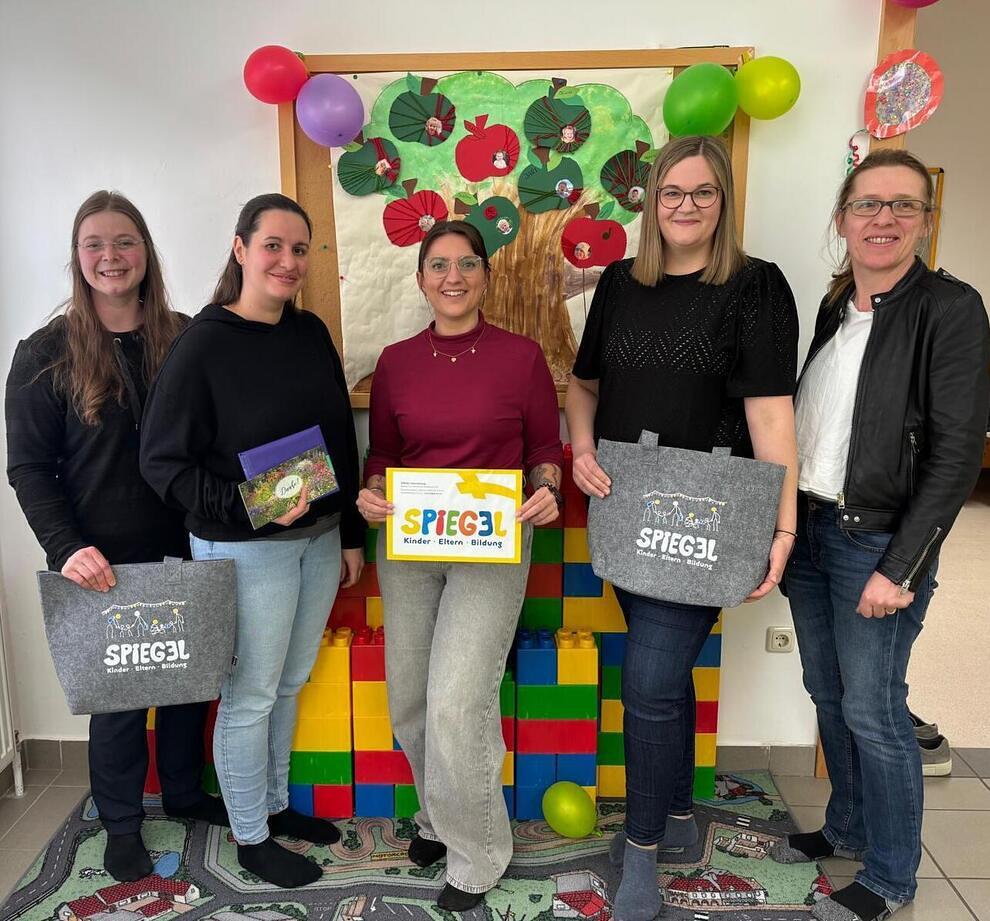 Katharina Mayr, Sarah Riederer, Teresa Fragner (SPIEGEL-Regionsbegleitung), Maria Schinnerl, Anita Denkmaier  