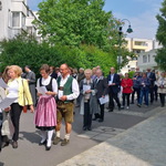 Hörende und Gehörlose feiern gemeinsam mit Generalvikar Lederhilger