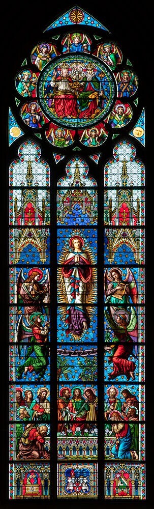 Gemäldefenster 'Aufnahme Mariens in den Himmel' / © Diözese Linz / Daniel Podosek 15. August: Maria Himmelfahrt – Kräutersegnungen