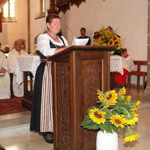 Pfarrer Hansjörg Wimmer, Kaplan Samuel Ogwudile, Frau Klara