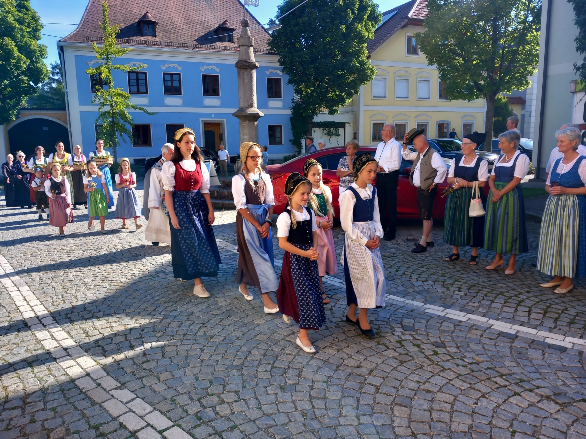 Spende Goldhaubengruppe