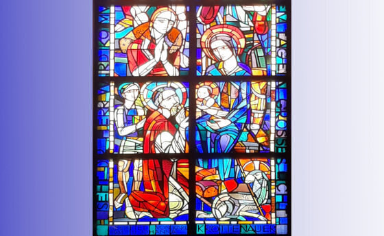 Weihnachtsfenster / © Pfarrgemeinde Laakirchen Weihnachtsfenster