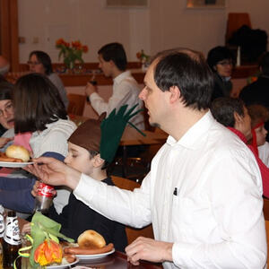 Kindermesse und Frühschoppen 