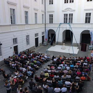 Le MaFalde: „La Gonna Abitata“