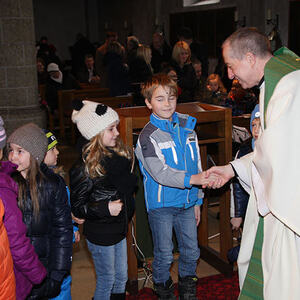 Familienmesse mit Kindersegnung und anschließendem Pfarrkaffee am 26.01.2014