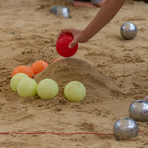 Pfarrplatz als Spielplatz für alle Generationen