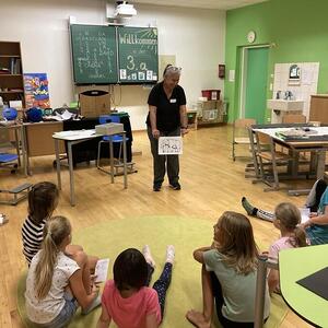 Stationenspiel bei der Lese- und Spielenacht