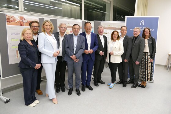 Freunde der KU Linz / © KU Linz/Kren Freunde der KU Linz