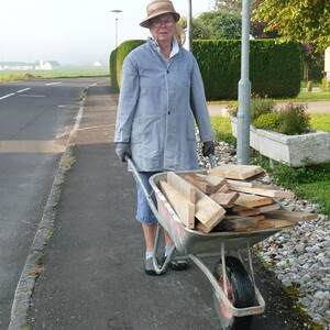 Viel Kleinzeug fiel an, das gleich in den Heizraum wanderte.