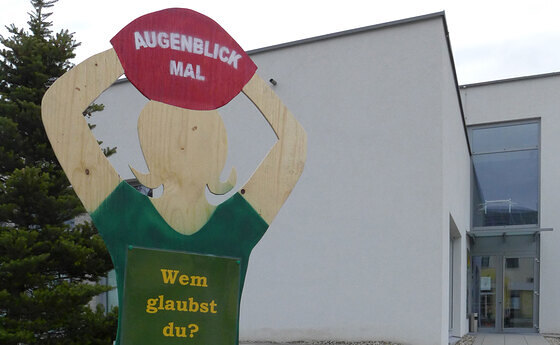 „Augenblick mal!“ 