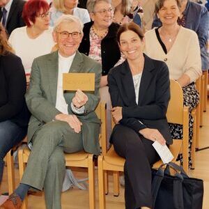 Bischofsvikar Johann Hintermaier und LAbg. Mag.a Dr.in Elisabeth Manhal