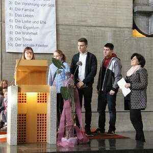 Vorstellungsmesse der Firmkandidaten und Erstkommunionkinder