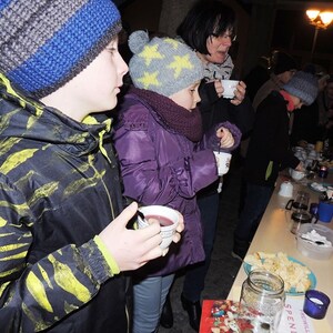 Jahresausklang mit Tee und Gebäck