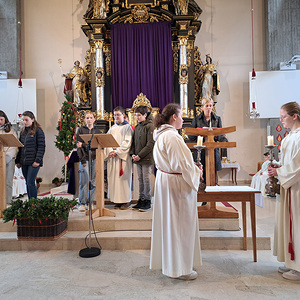 Leidensgeschichte gelesen von den Firmlingen