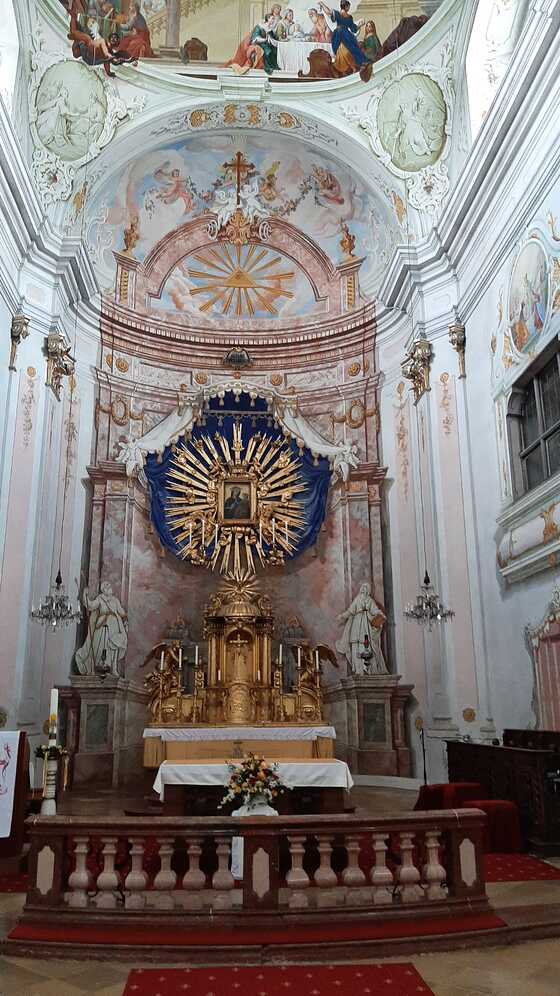 Fußwallfahrt nach Göttweig / © Berta Stadler Christi Himmelfahrt - 9.-11.5.2024