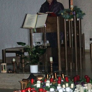 Adventkranzweihe und Schmankerlmarkt