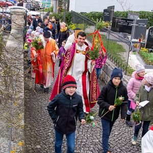 Palmprozession und Heilige Messe