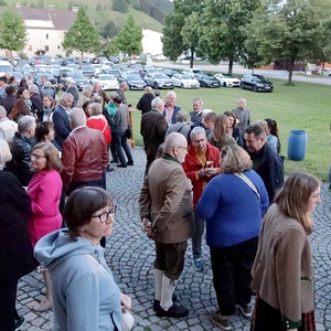 mit dem Musikverein Kleinraming, dem Behamberger Chor 'In ana Dur' und der Michlbauern Rud