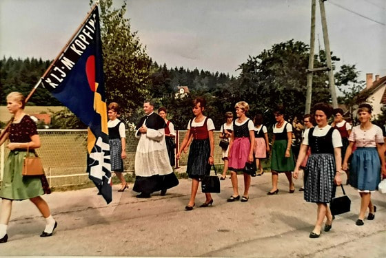 Frohnleichnam in Kopfing / Dank an Berta Strasser Frohnleichnam in Kopfing