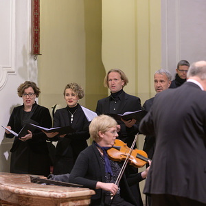 Martina Daxböck (Sopran), Martha Hirschmann (Alt), Bernd Lambauer (Tenor), Gerd Kenda (Bass), Chor des Konservatoriums für Kirchenmusik der Diözese Linz und Barockensemble Linz unter der Leitung von Wolfgang Kreuzhuber