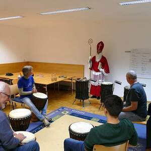 Besuch bei der Trommelgruppe