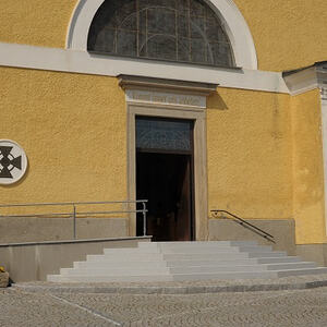 Pfarrkirche Alberndorf (neu renoviert)