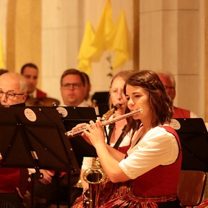 mit dem Musikverein Kleinraming, dem Behamberger Chor 'In ana Dur' und der Michlbauern Rud