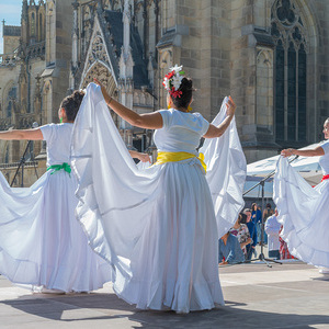 Begegnungsfest auf dem Linzer Domplatz