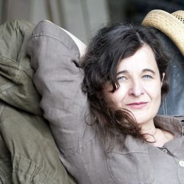 Maria Hofstätter unterstützt „Smart up your Life“ / © Mihai M. Mitrea Entspannt sieht die Schauspielerin Maria Hofstätter ihrer Rolle als Jurorin entgegen.