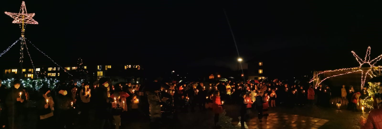 Familiengottesdienst auf der Dorfwiese