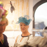 Dommesnerin Regina Fürlinger mit Hut